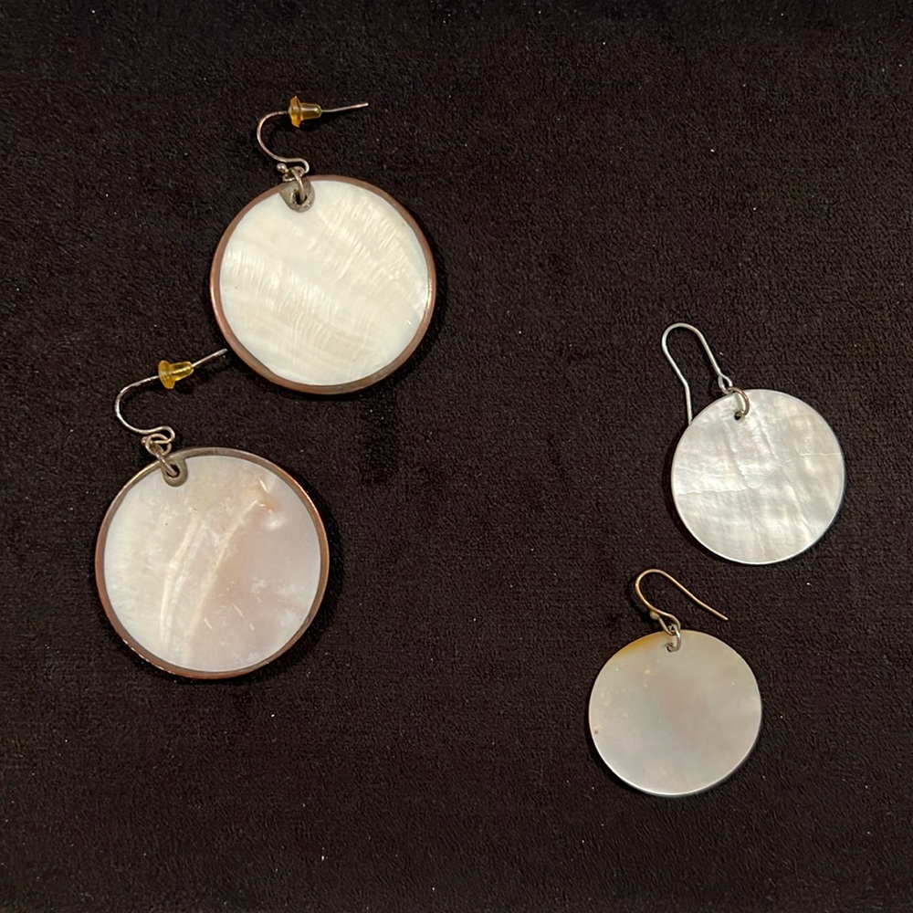 White Shell Disc Earrings Set of 2 Pairs Pearl White Tan Copper